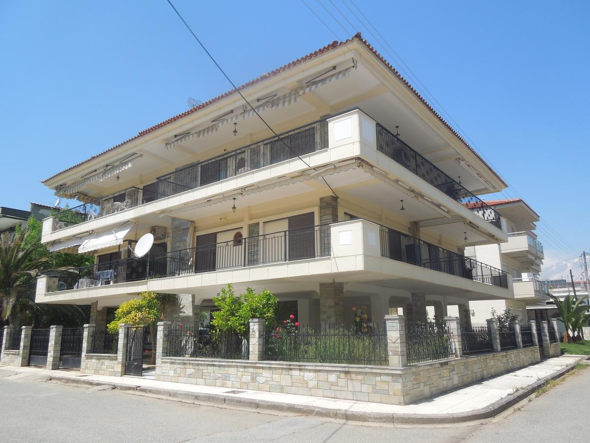 Sunshine Apartment Паралия Дионисиу Екстериор снимка