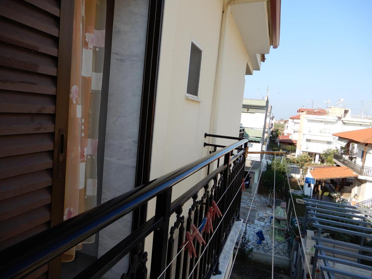 Sunshine Apartment Паралия Дионисиу Екстериор снимка