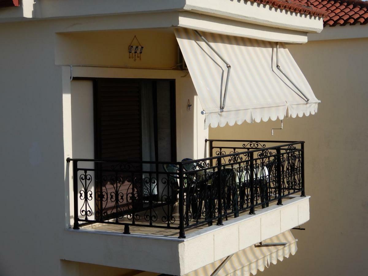 Sunshine Apartment Паралия Дионисиу Екстериор снимка